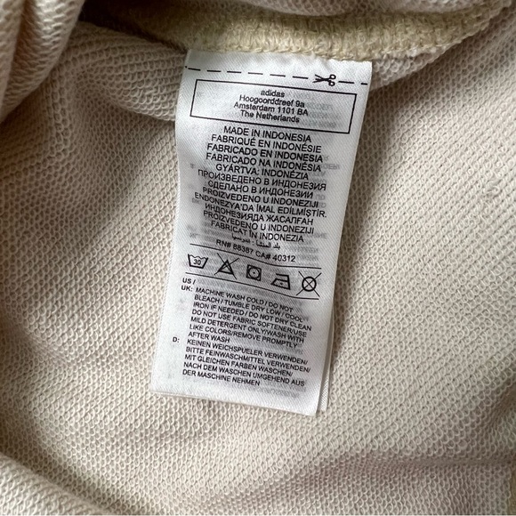 NWT Women’s adidas Sportswear Studio Lounge Summer Crew Sweatshirt - Picture 10 of 12